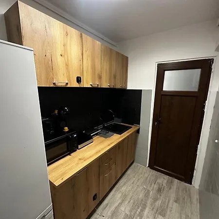 Renteaza Ior Park Apartmán