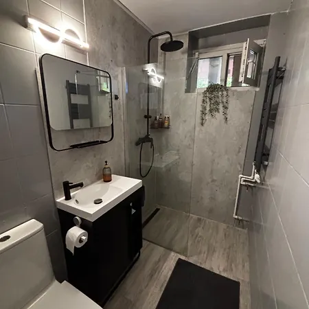 Renteaza Ior Park * ブカレスト